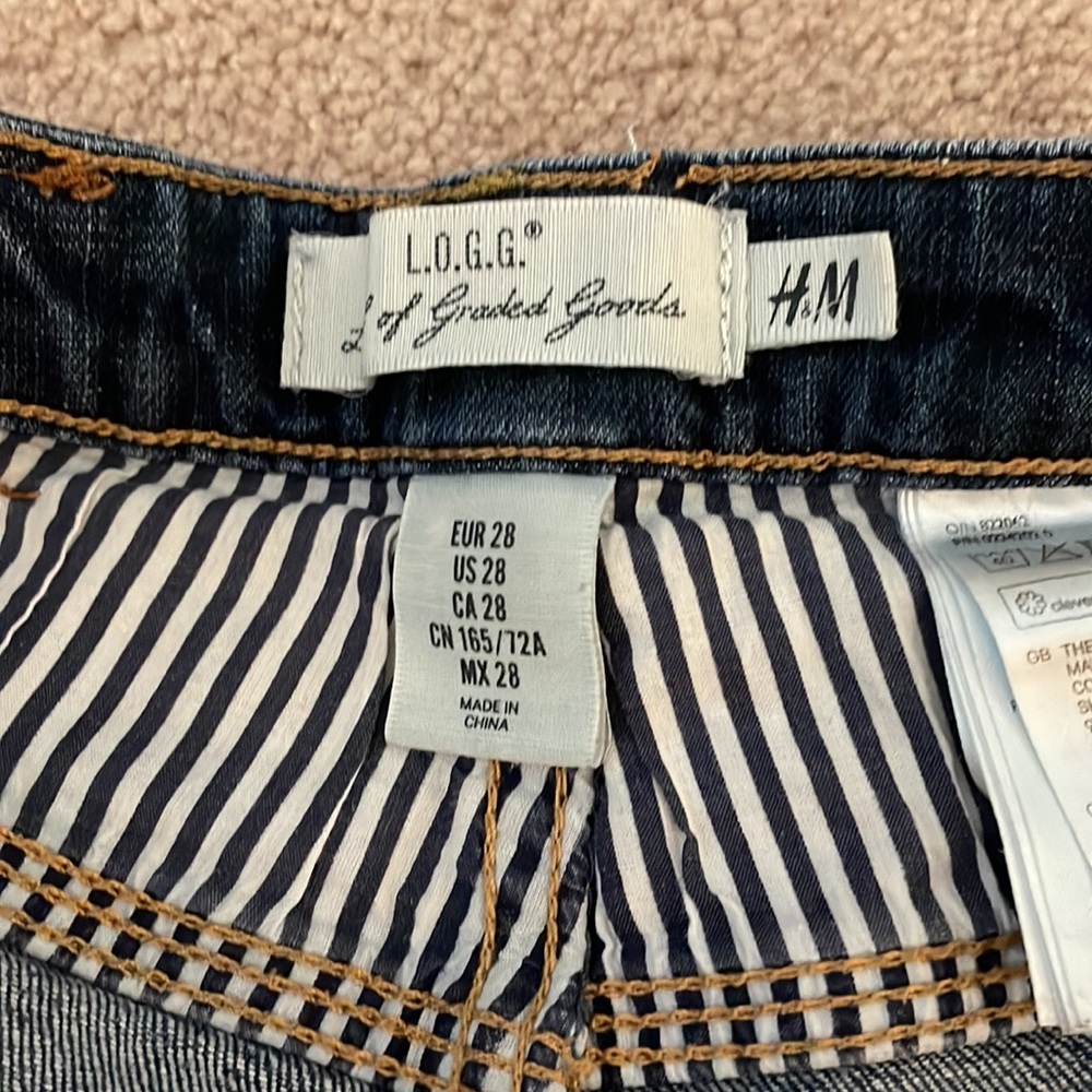 H&M Shorts - Picture 4 of 4